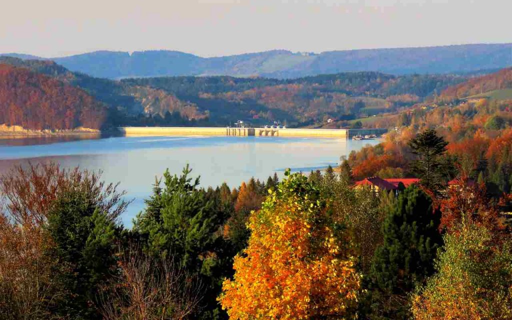 Bieszczadzka jesień nad Soliną