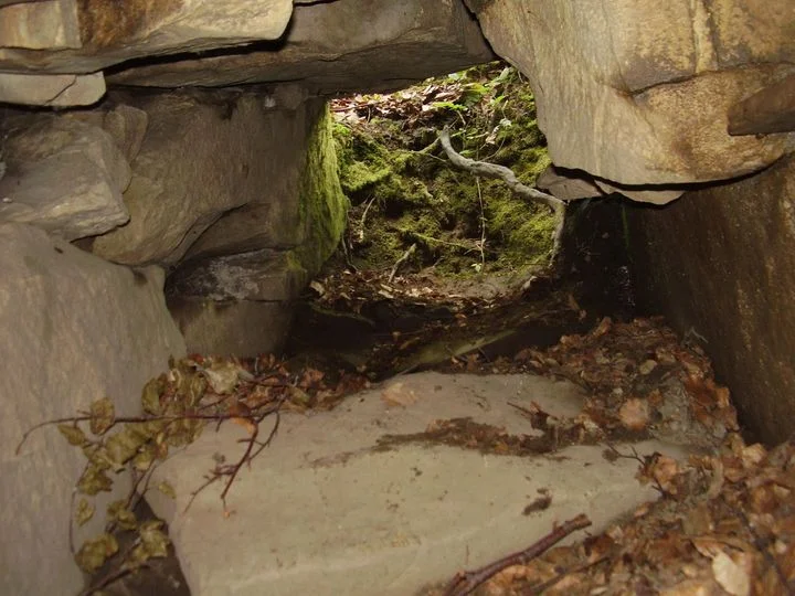 Jaskinie w Nasicznem - Zdjęcie główne