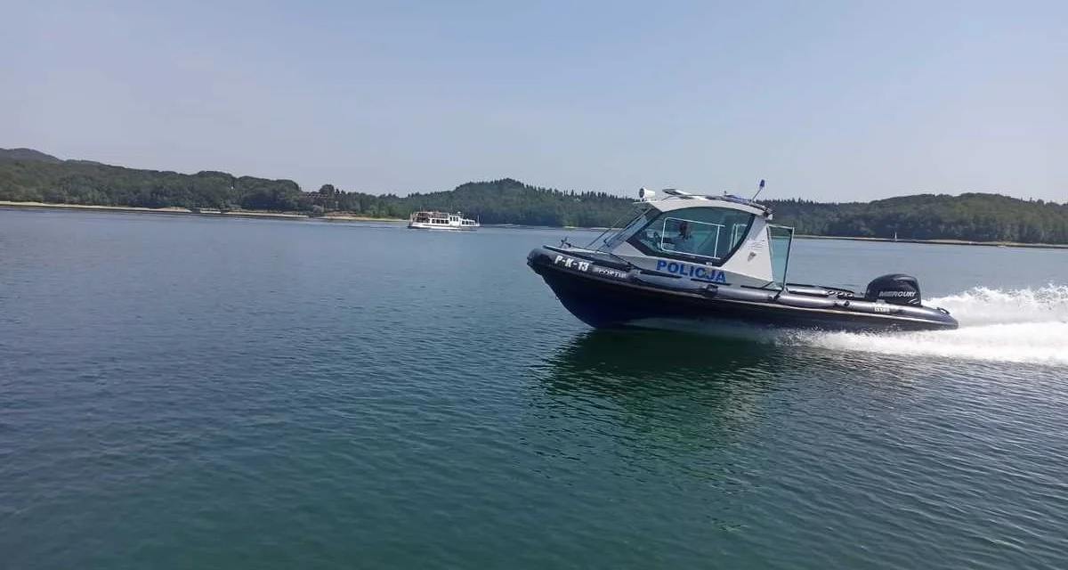 Sześciolatka zgubiła się na plaży nad Jeziorem Solińskim. Finał okazał się szczęśliwy - Zdjęcie główne