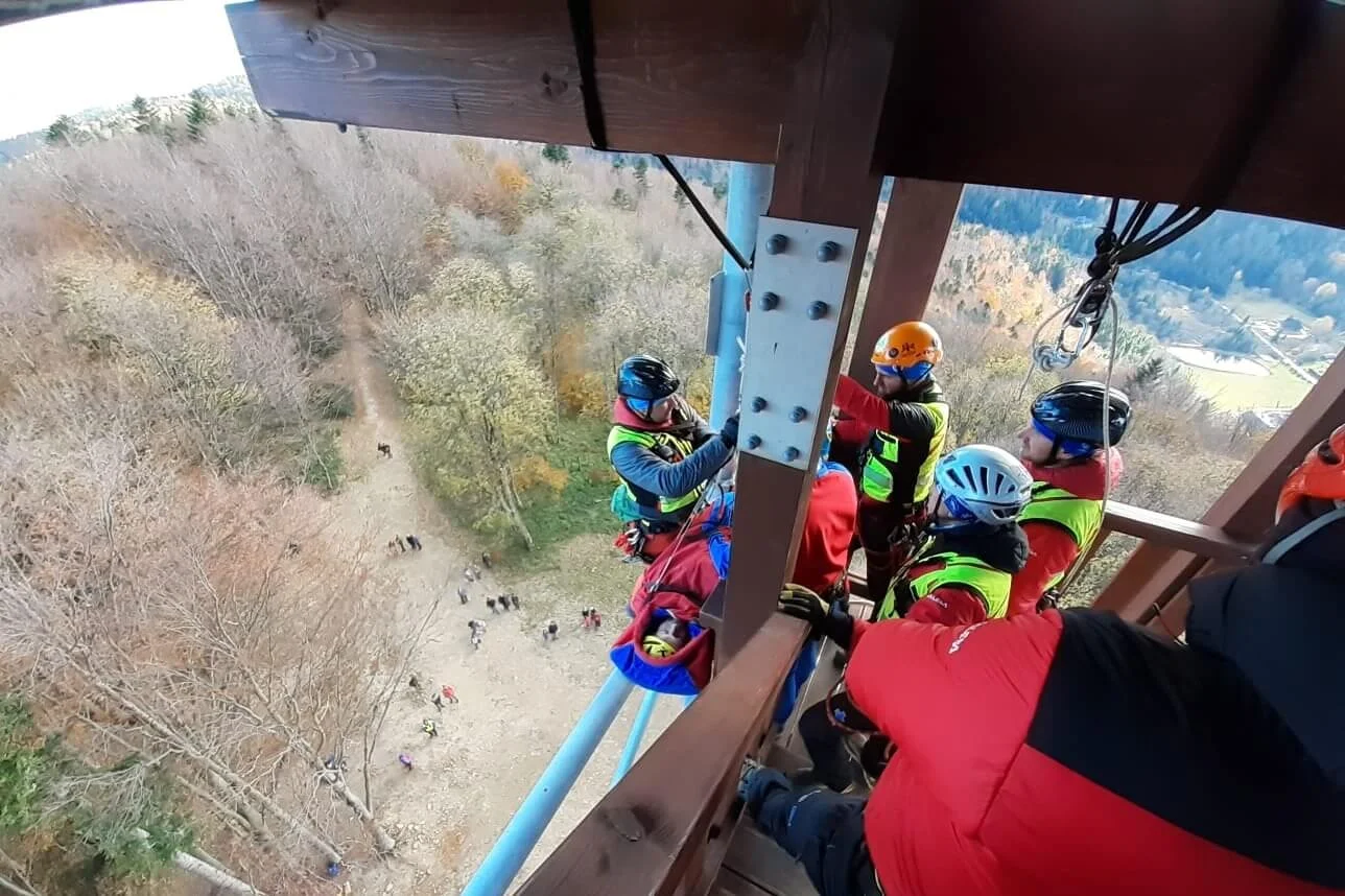 Na Jeleniowatym ratownicy GOPR szkolili się z zakresu ewakuacji - Zdjęcie główne