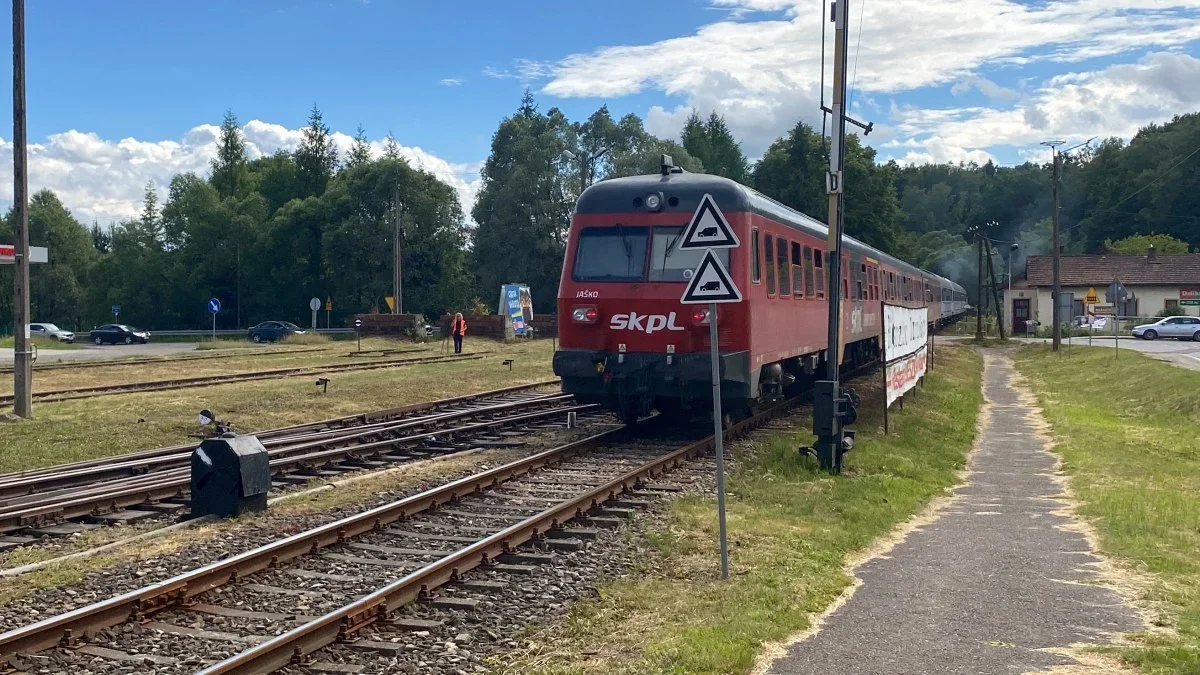 Ostatni weekend wakacyjnych połączeń z Bieszczad. Koniec sezonu oznacza zmiany dla podróżnych - Zdjęcie główne