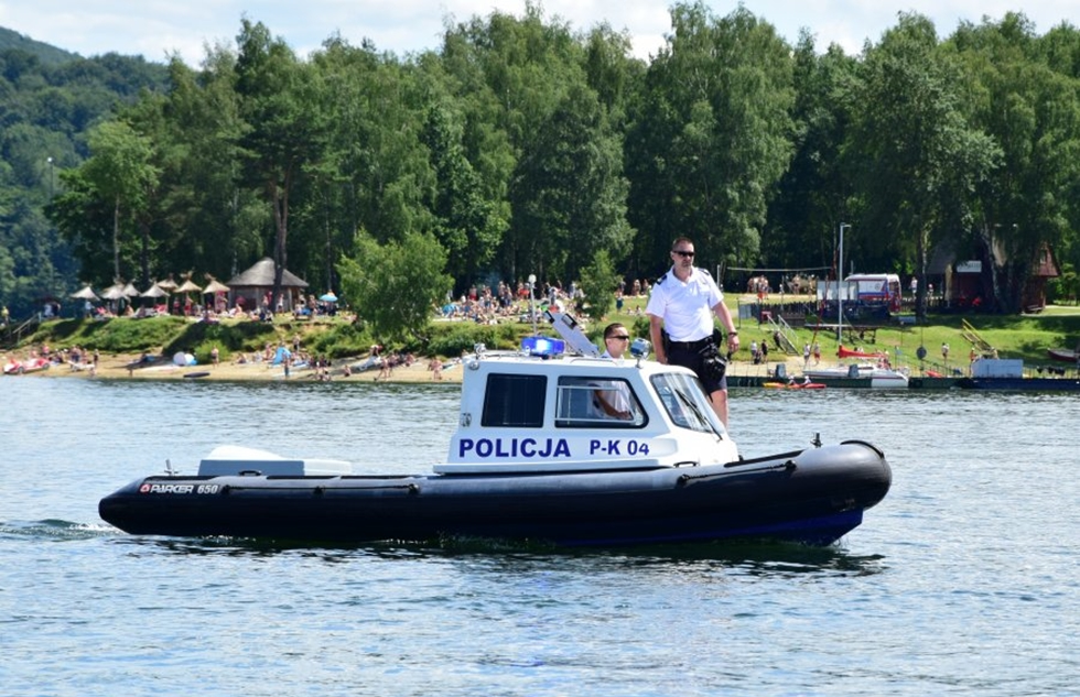 "Kręci mnie bezpieczeństwo...nad wodą" - Zdjęcie główne