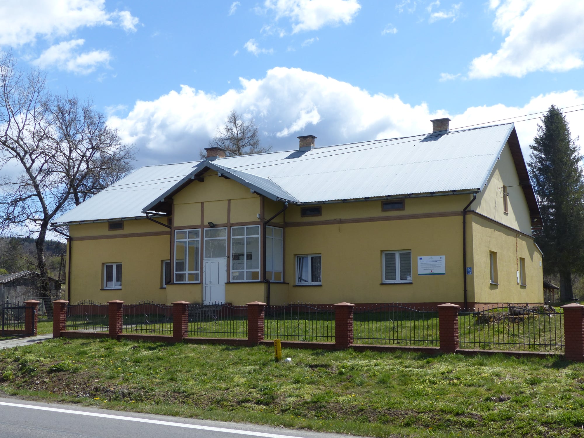 Wspóczczesny wygląd siedziby Nadleśnictwa w Berehach.