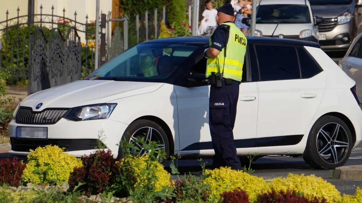 Przed nami ostatnie dni tegorocznych wakacji. Policja apeluje: Zadbajmy o swoje bezpieczeństwo - Zdjęcie główne