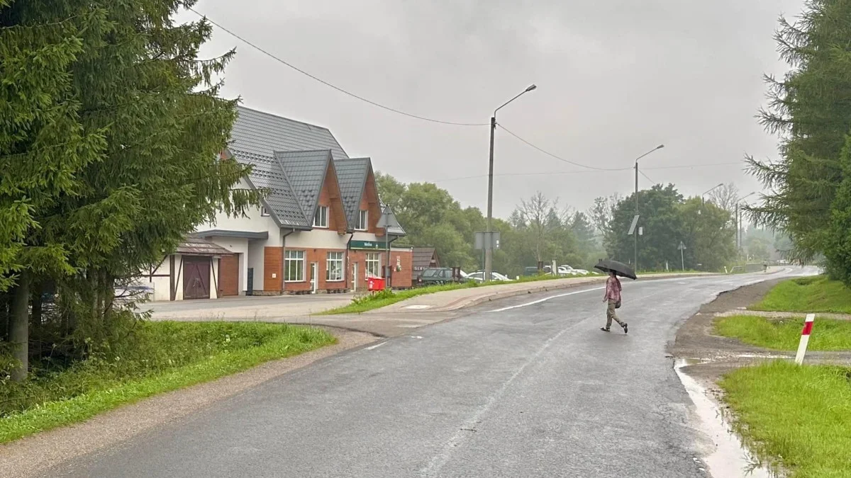 W Bieszczadach wydano najwyższy stopień zagrożenia. Ma się zacząć po południu - Zdjęcie główne