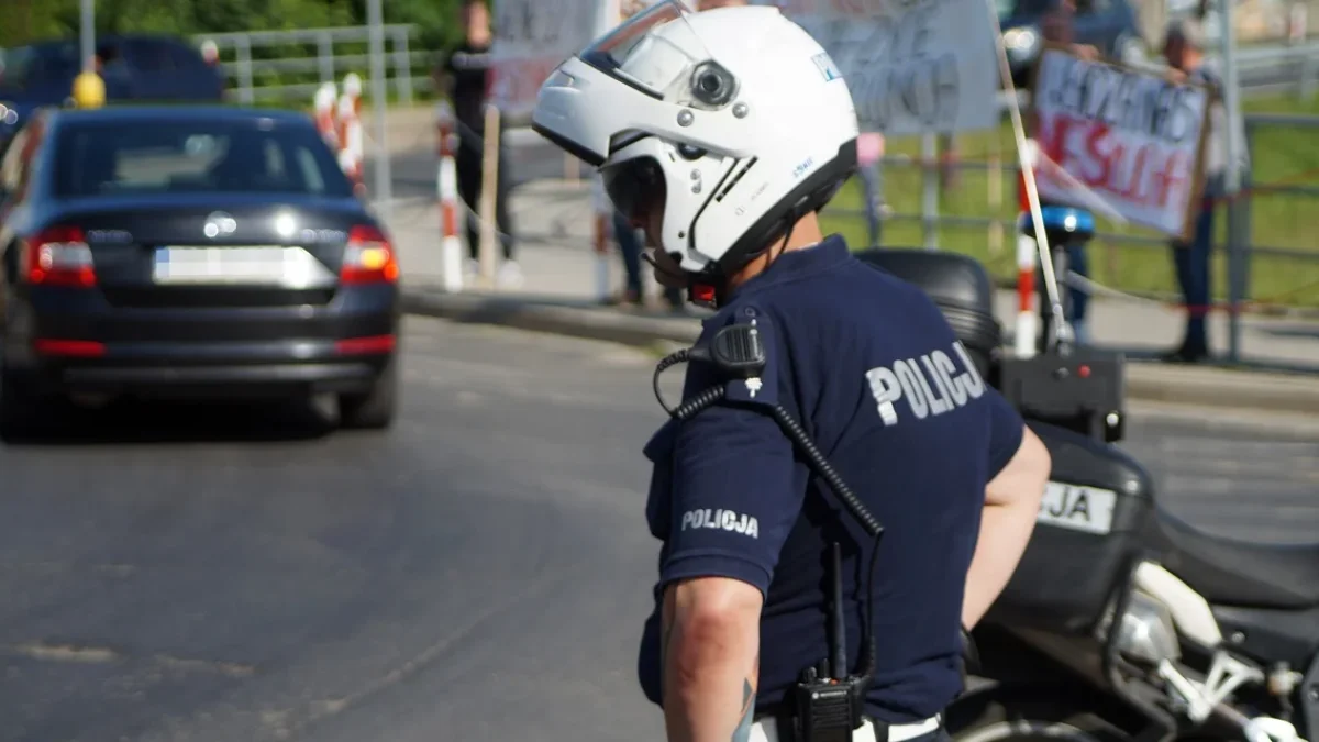 Pijani kierowcy w powiecie leskim. Wypił szesnaście piw i kierował motocyklem. 28-latek miał w organizmie ponad 3 promila alkoholu - Zdjęcie główne