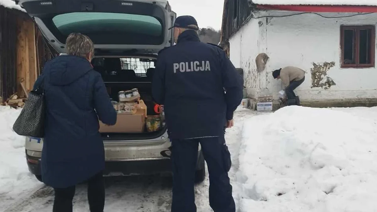 Pomoc najbardziej potrzebującym mieszkańcom gminy Solina. Trafiły do nich świąteczne paczki - Zdjęcie główne