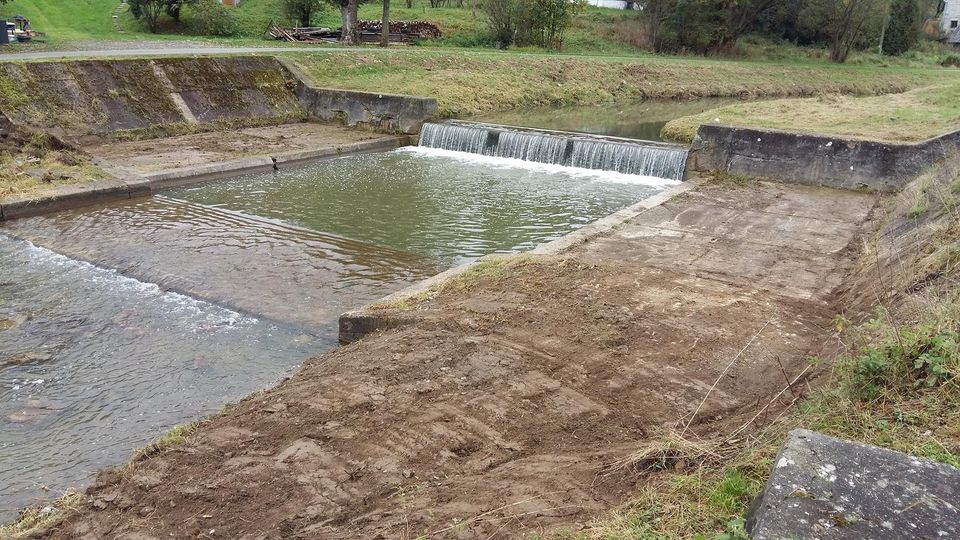  Prace nad utrzymaniem budowli hydrotechnicznych w gminie Komańcza [FOTO] - Zdjęcie główne