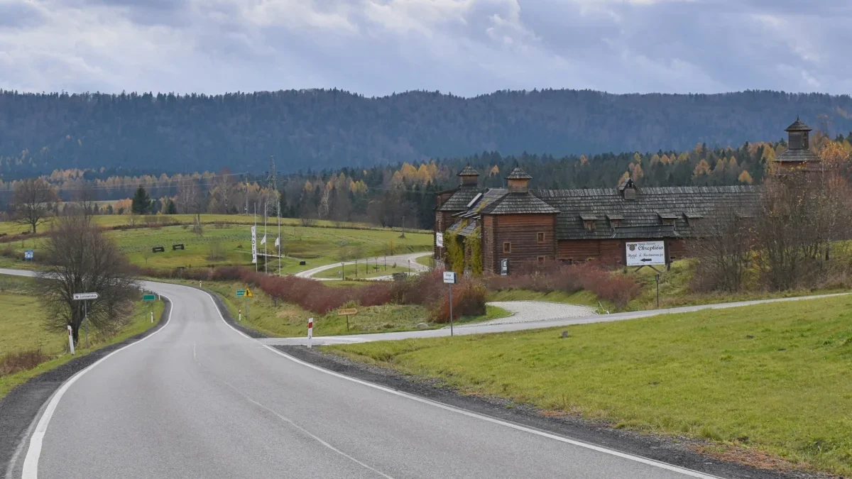 Bieszczady. Pogoda i warunki górskie na dziś. Środa, 15 listopada - Zdjęcie główne