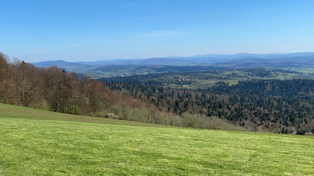 To doskonały punkt do obserwacji panoramy Bieszczadów. Wkrótce zobaczymy też kosmos - Zdjęcie główne