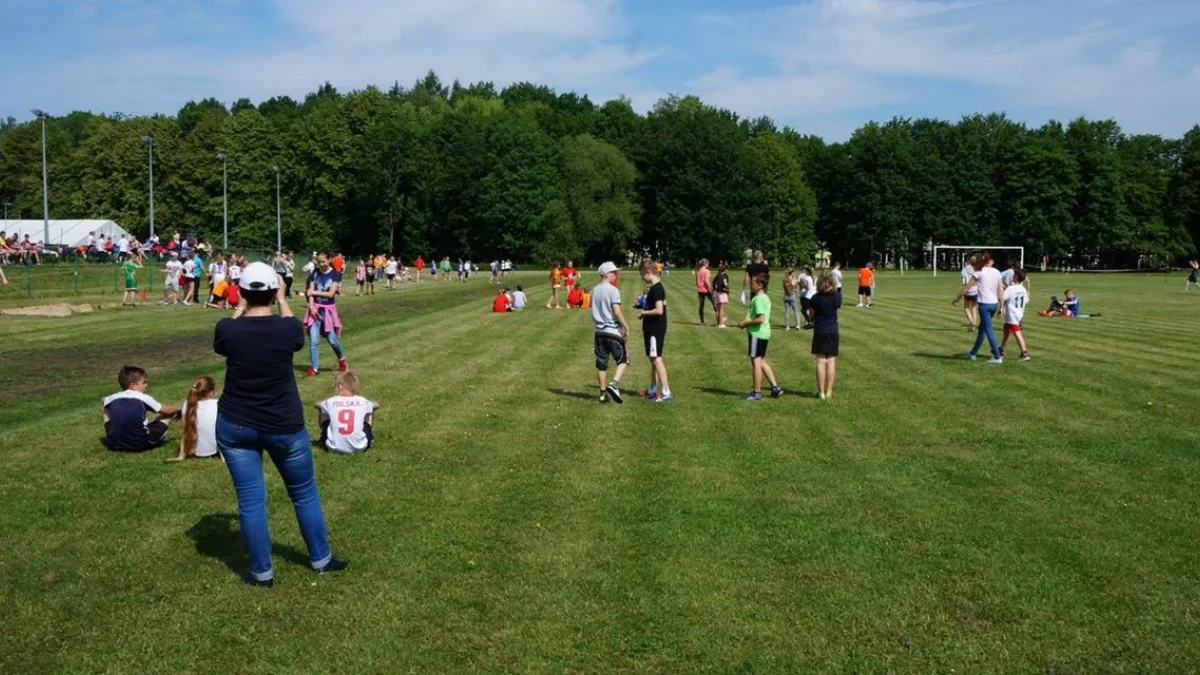 Zawody rowerowe, nordic walking i piłka nożna na plaży, czyli Dni Leska w sportowej odsłonie - Zdjęcie główne