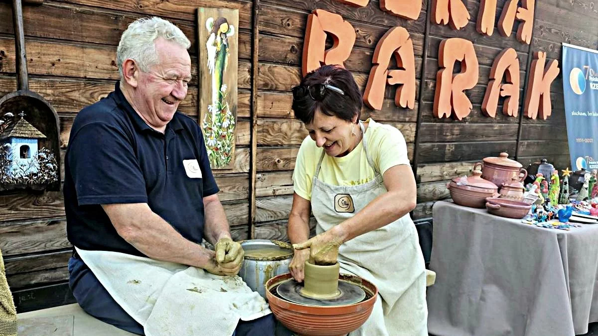 Pożegnanie lata w Czarnej. Sztuka, muzyka i przysmaki - Zdjęcie główne