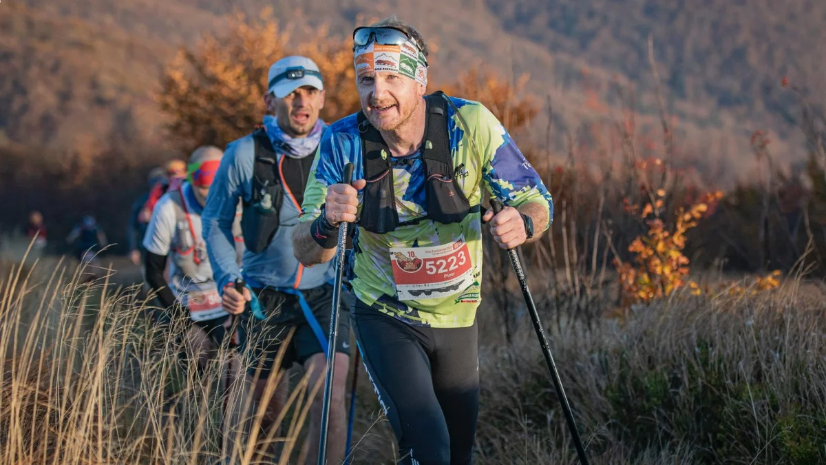 Jesienne Bieszczady kuszą miłośników natury i sportu. Przed nami UltraMaraton i Rajd Pieszy - Zdjęcie główne