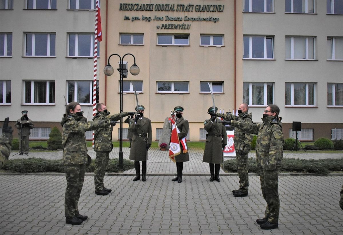 fot. BiOSG / Uroczystość ślubowania w nowych funkcjonariuszy BiOSG