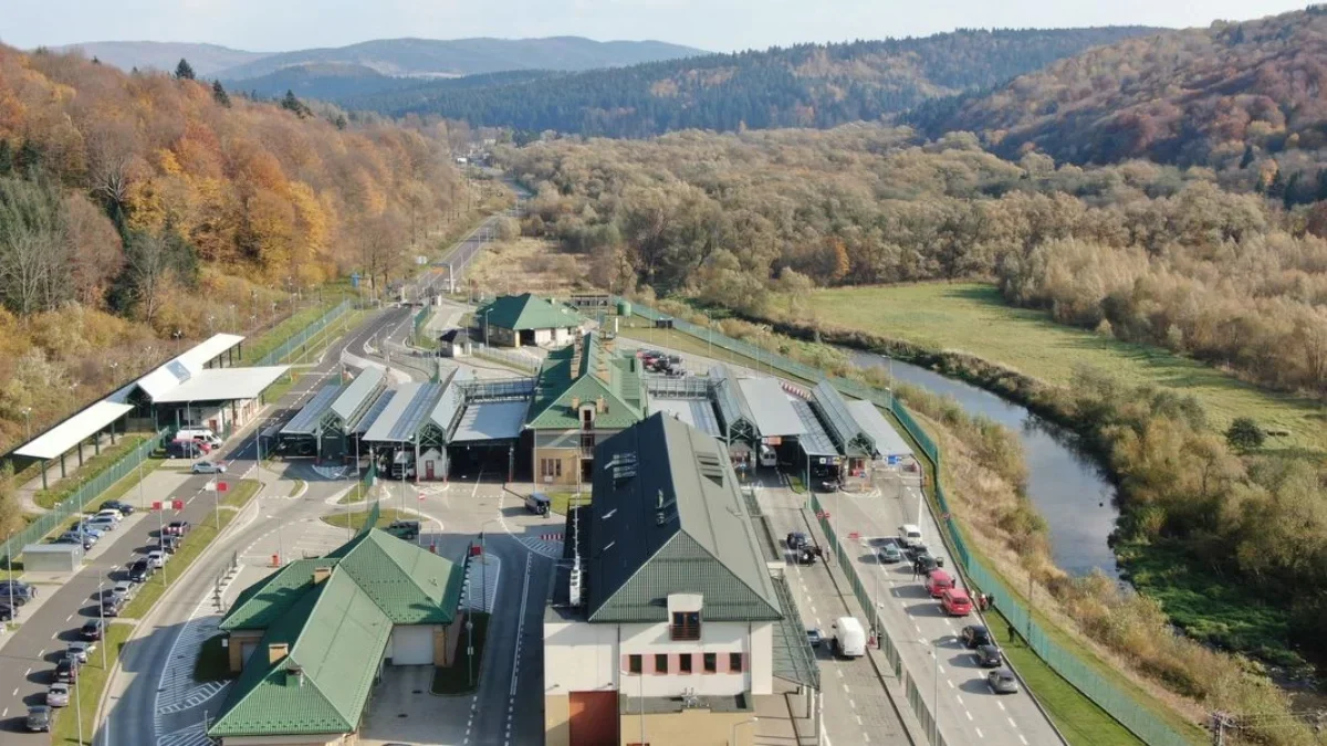 Na przejściu granicznym w Krościenku udaremniono przemyt. Nie obeszło się bez konsekwencji - Zdjęcie główne