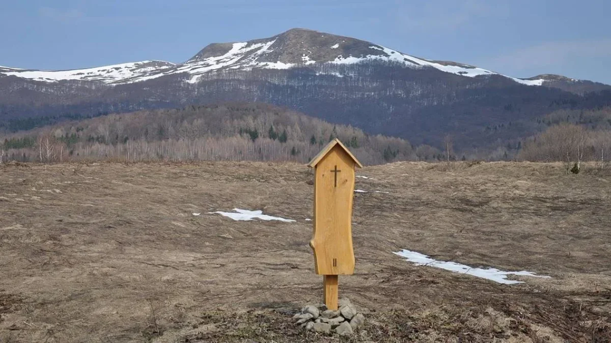 Bieszczady. Turyści mogą już przejść szlakiem na Przełęcz Bukowską. Prace na odcinku trasy zostały zakończone - Zdjęcie główne