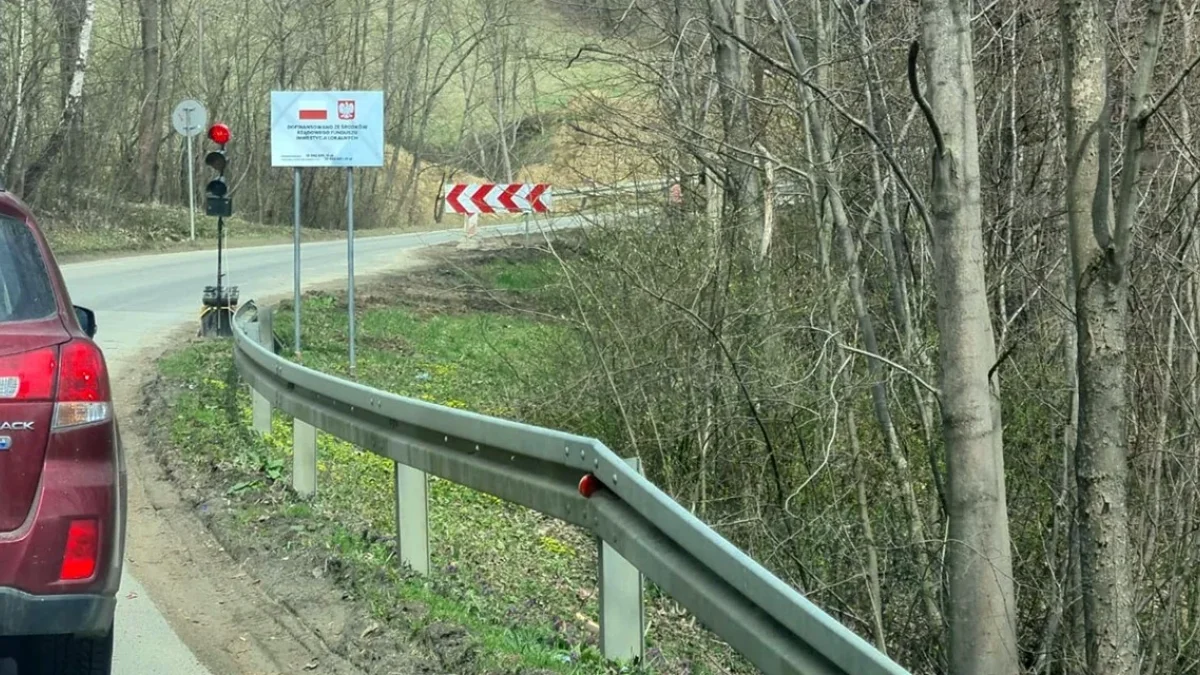 Inwestycja drogowa w Wołkowyi. Wkrótce komfort jazdy trasą z Polańczyka do Czarnej zostanie zwiększony [WIDEO] - Zdjęcie główne