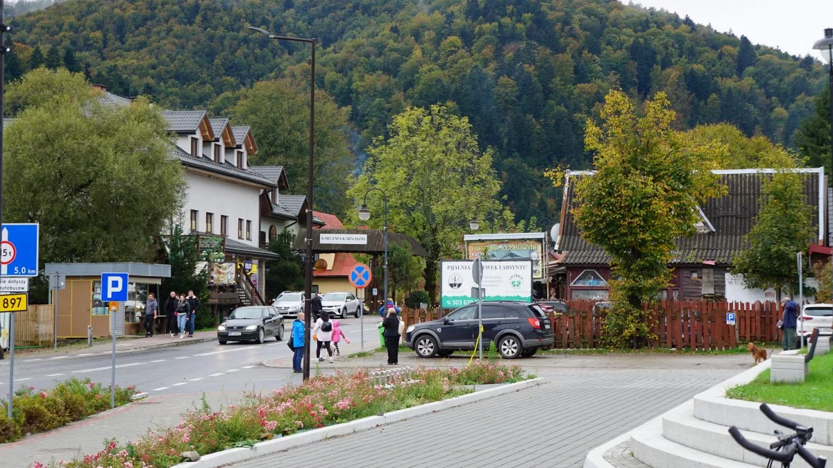 W centrum Cisnej ma stanąć pomnik Fredry. Czy będzie to ingerencja w przestrzeń miejscowości? - Zdjęcie główne