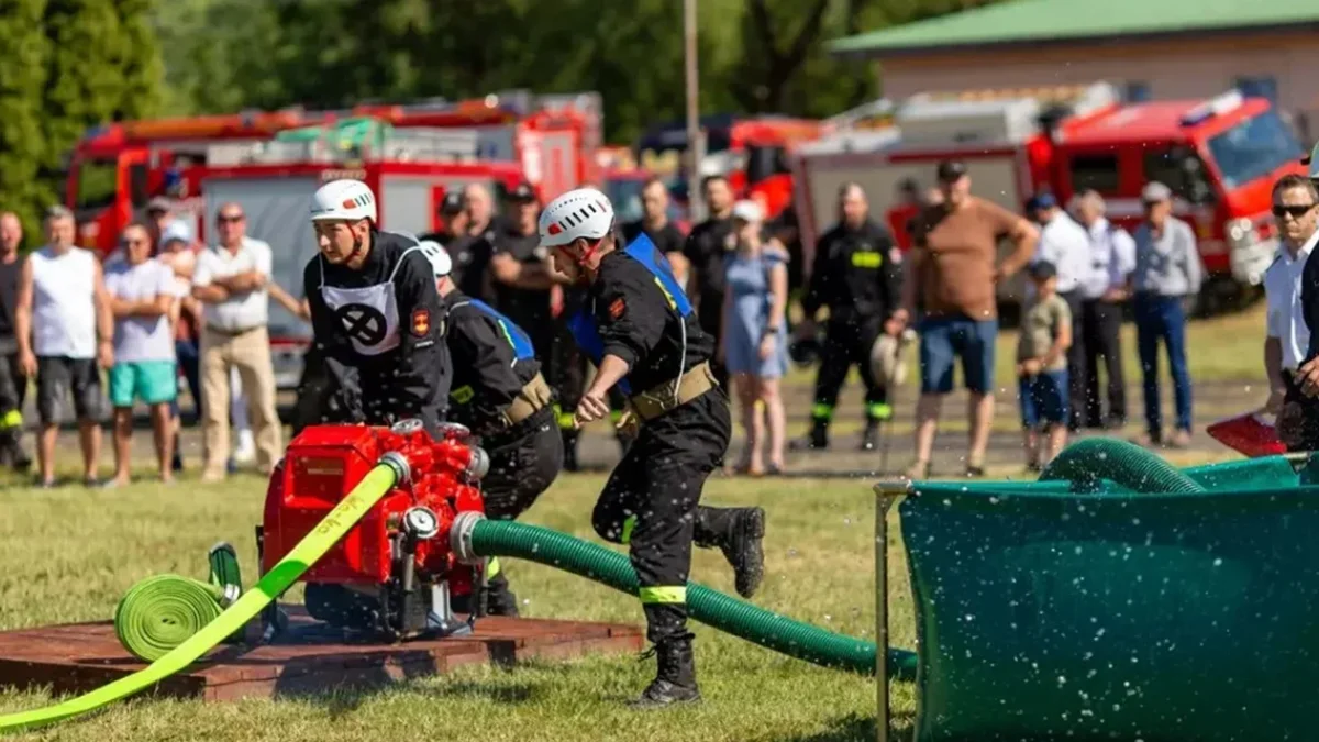 Zawody sportowo-pożarnicze w Baligrodzie. Drugi raz z rzędu najlepsi okazali się strażacy z Olszanicy [ZDJĘCIA] - Zdjęcie główne