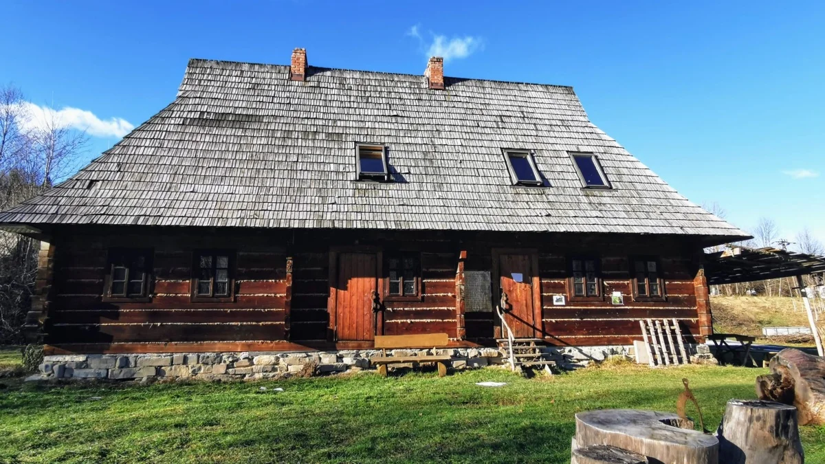 Bieszczady. Zatwarnica to miejscowość, gdzie spokój i cisza łączą się z walorami turystycznymi [ZDJĘCIA] - Zdjęcie główne