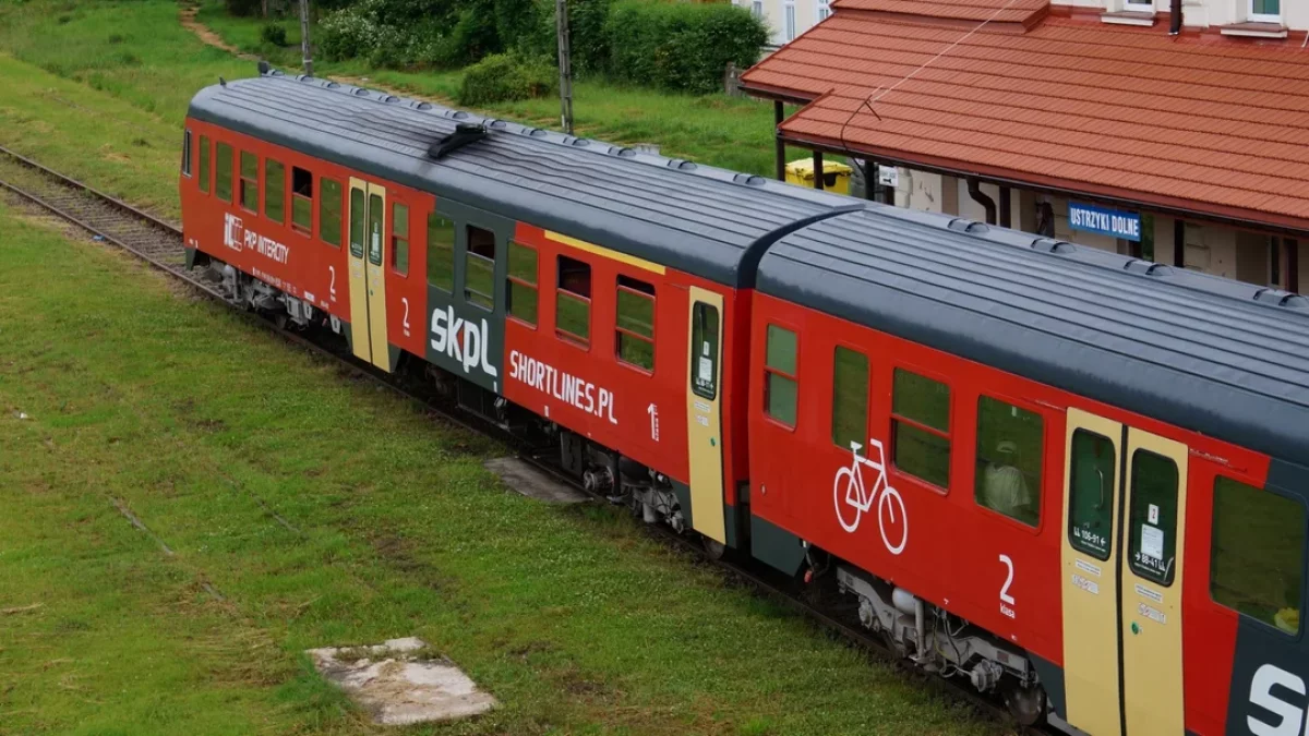 Bezpośrednie połączenie kolejowe z Ustrzyk Dolnych do Krakowa? Pojawił się możliwy termin - Zdjęcie główne