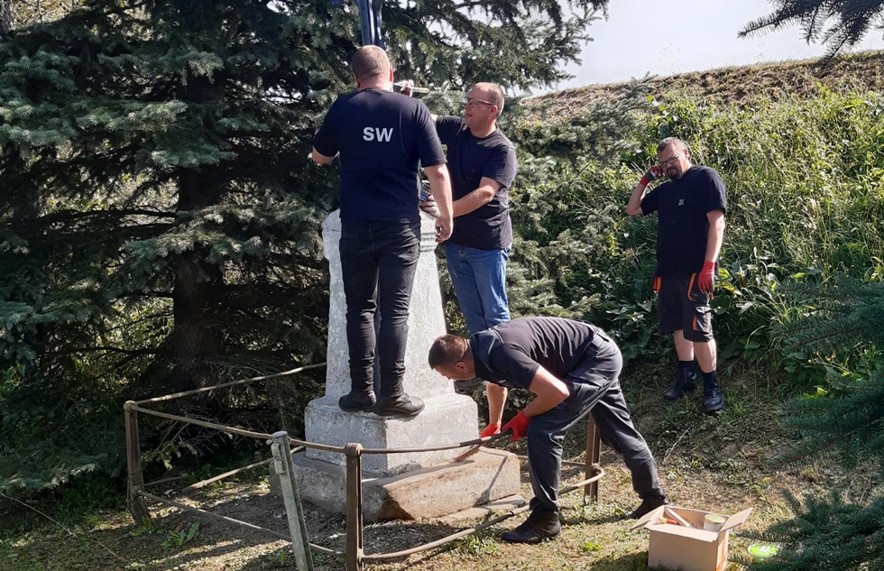 W gminie Komańcza remontują zabytkowe kapliczki - Zdjęcie główne