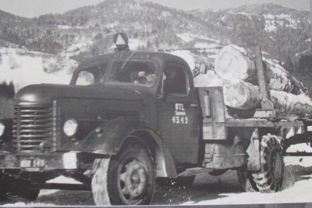 Zobacz jak w 1958 roku powstawała droga w Bieszczadach [FILM] - Zdjęcie główne