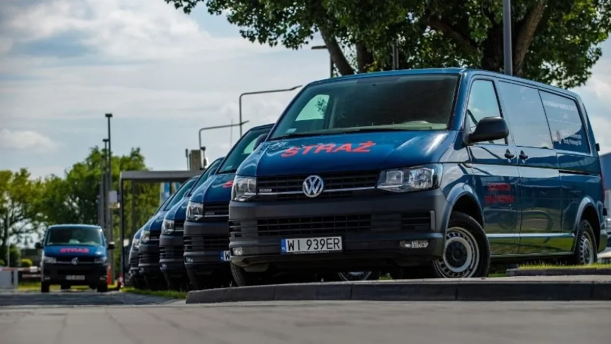 Volkswagen przekazał samochody dla OSP. Jeden z pojazdów trafił do Ustrzyk Dolnych - Zdjęcie główne