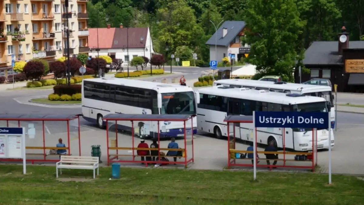 Połączenia z Ustrzyk Dolnych do Przemyśla wróciły do rozkładu. Gdzie zatrzymuje się autobus? - Zdjęcie główne